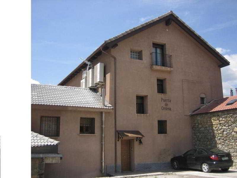 Apartamentos Puerta De Ordesa Laspuña Esterno foto