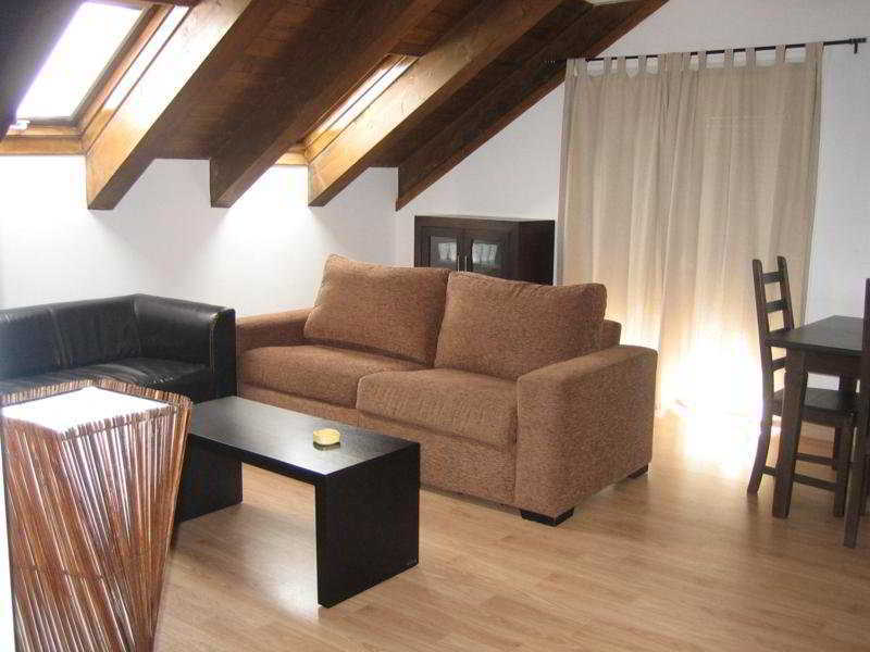 Apartamentos Puerta De Ordesa Laspuña Esterno foto