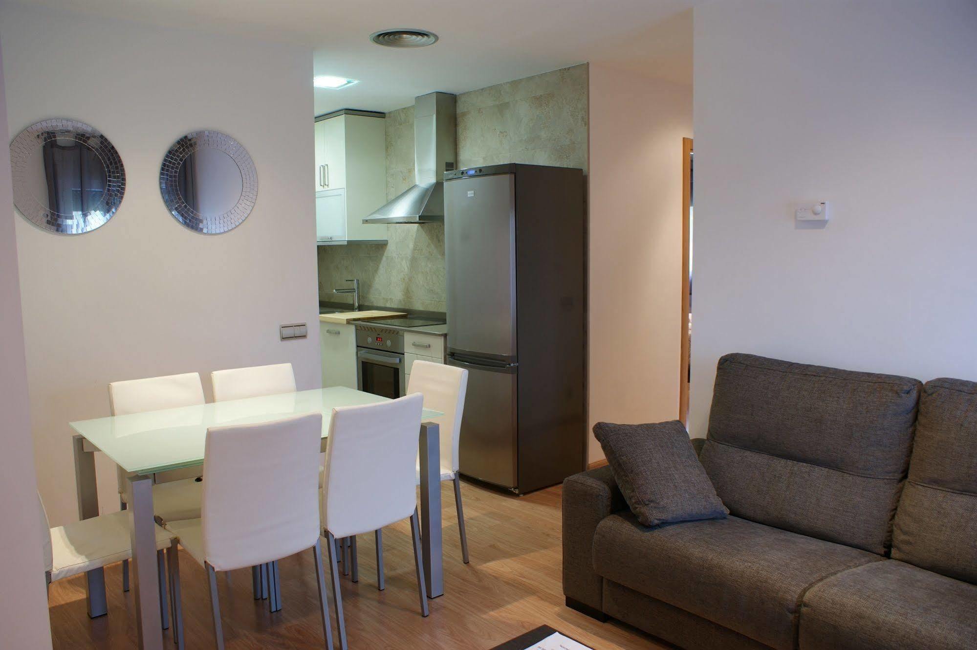Apartamentos Puerta De Ordesa Laspuña Esterno foto