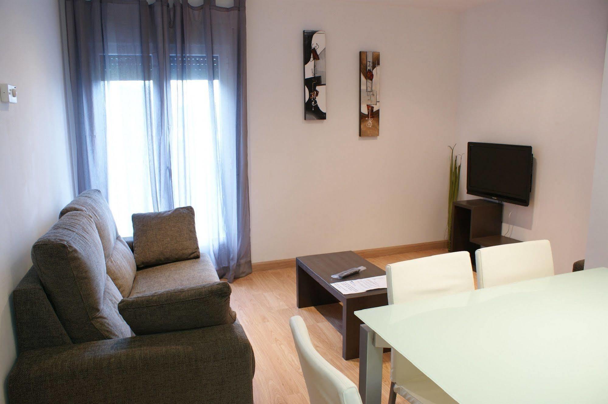 Apartamentos Puerta De Ordesa Laspuña Esterno foto